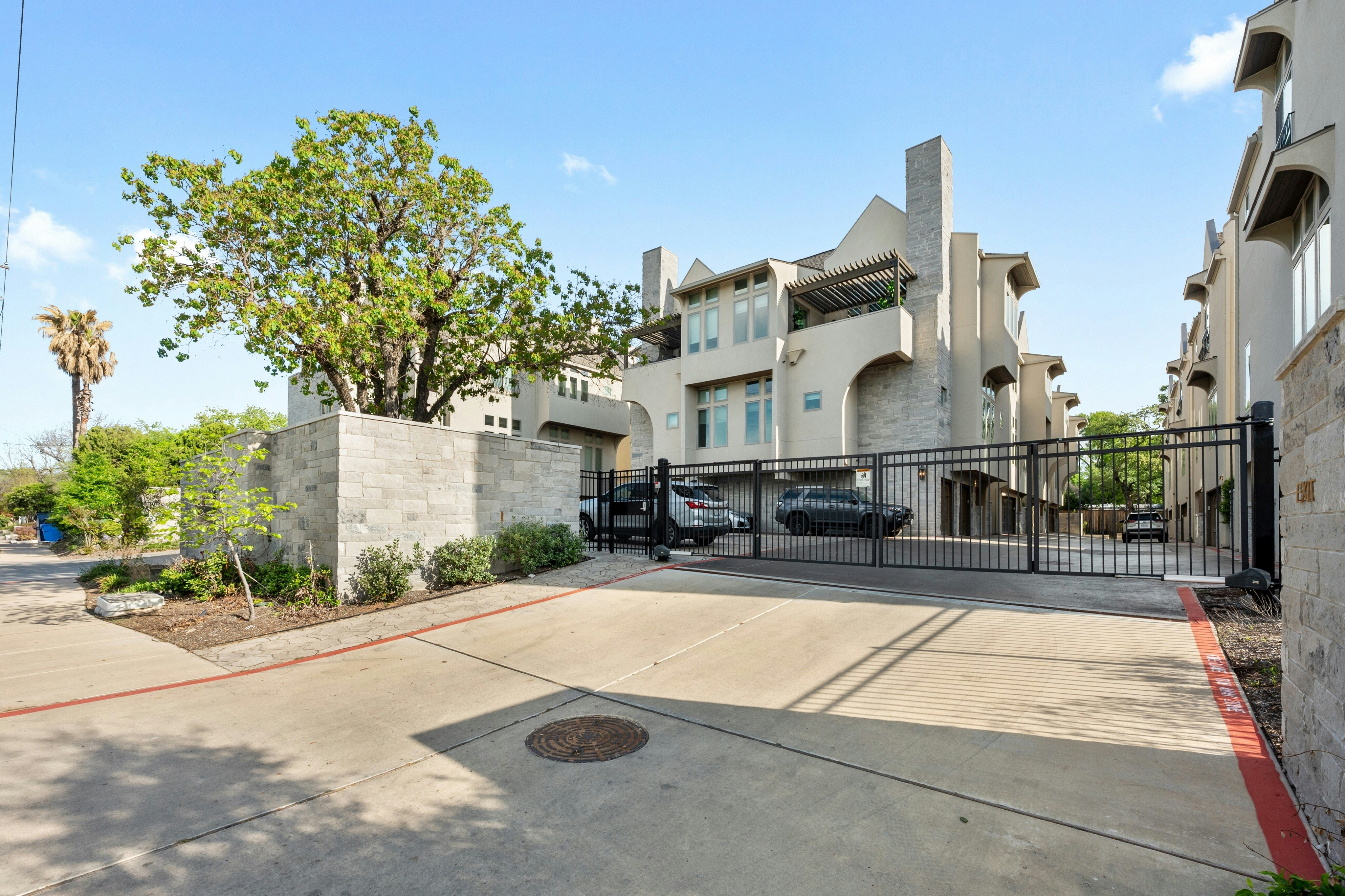 2300 Enfield Road 202, Austin, TX 78703, Presented by Elizabeth Adams